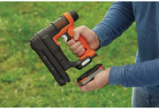 Pistola Graffatrice Groppinatrice a batteria 12V BLACK+DECKER senza batteria BDCT12N